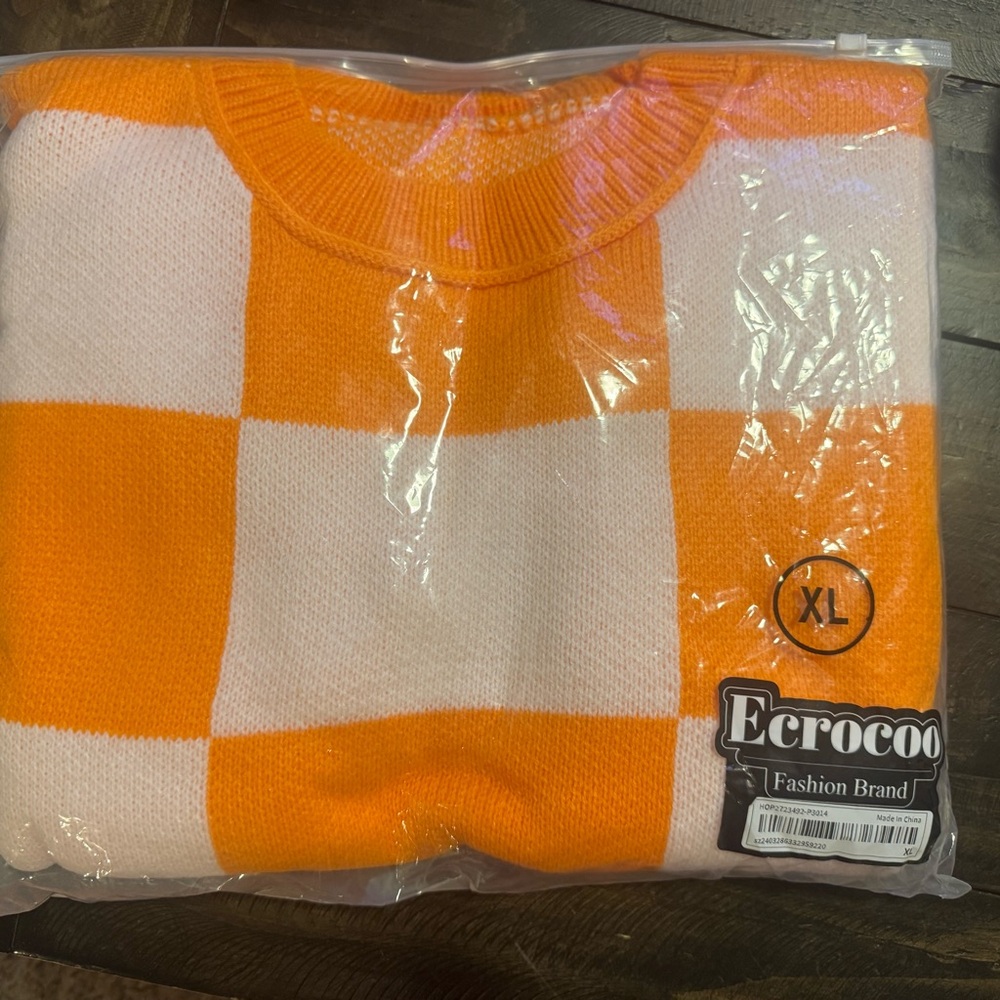 Orange and White Checkered Sweater - Picture 3 of 4
